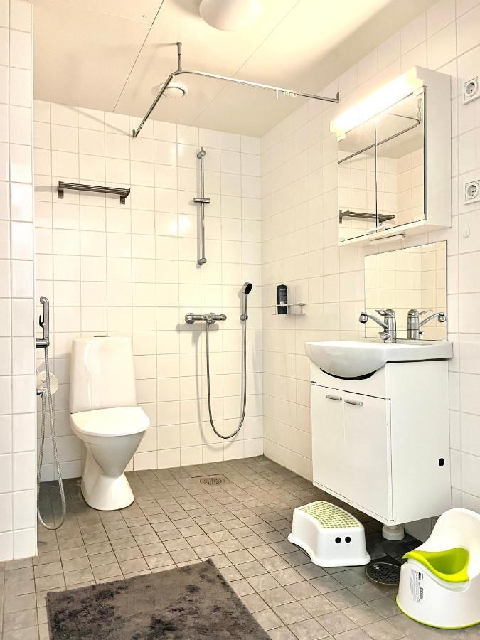 Guest Apartment With View And Terrace, Vuosaari, Helsinki, Self Check-In Bagian luar foto